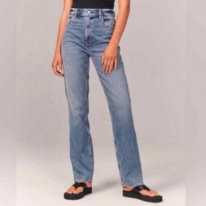 Abercrombie & Fitch 90's Straight Ultra High Rise Jeans Size 26 EUC